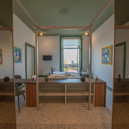 Des Bains Panzió 4*