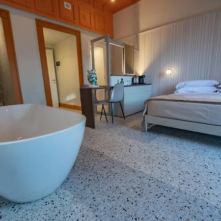 Bed & Breakfast Des Bains 4*