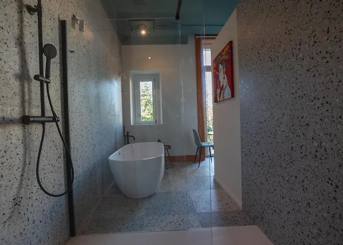 Des Bains Nocleg ze śniadaniem 4*