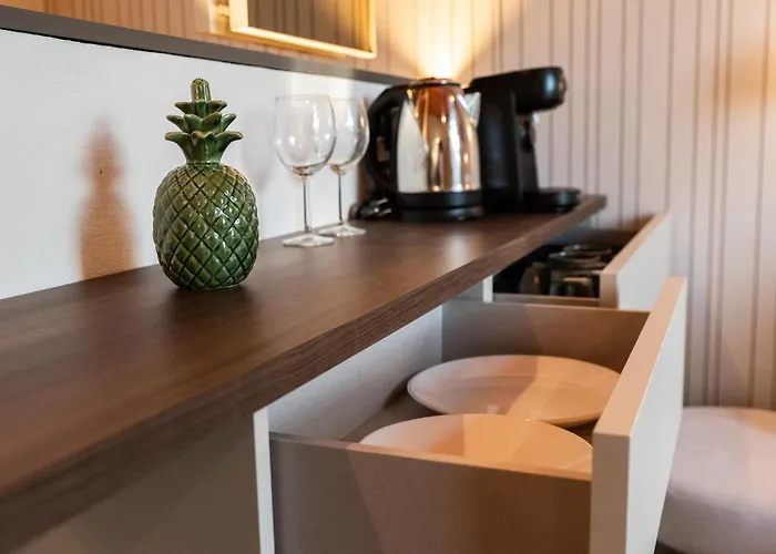 Des Bains לינה וארוחת בוקר אסראלה