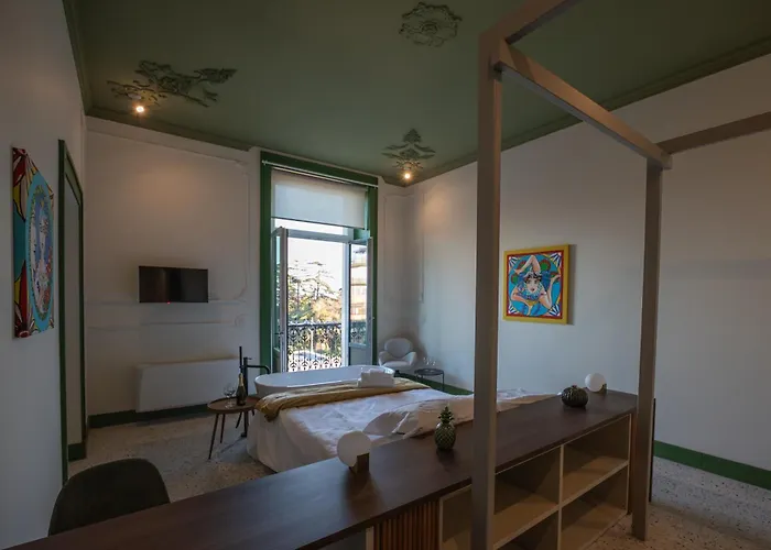 לינה וארוחת בוקר Des Bains אסראלה