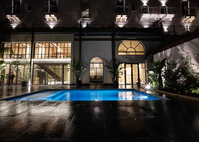 לינה וארוחת בוקר Des Bains