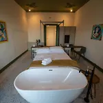 Des Bains Bed and breakfast 4*