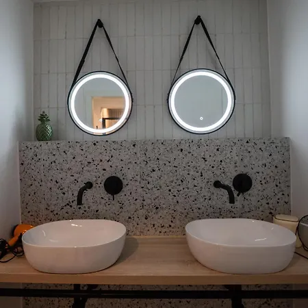 Des Bains Bed and breakfast